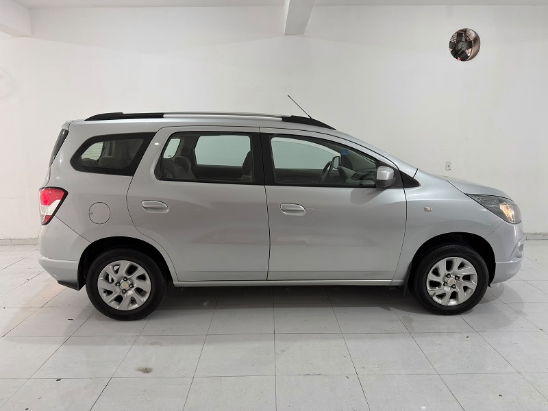 Chevrolet Spin 1.8 LTZ Automática 7 Lugares - foto 3